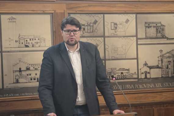 Peđa Grbin: Zamjene nekretnina na Delfinu neće biti! To je protuzakonito