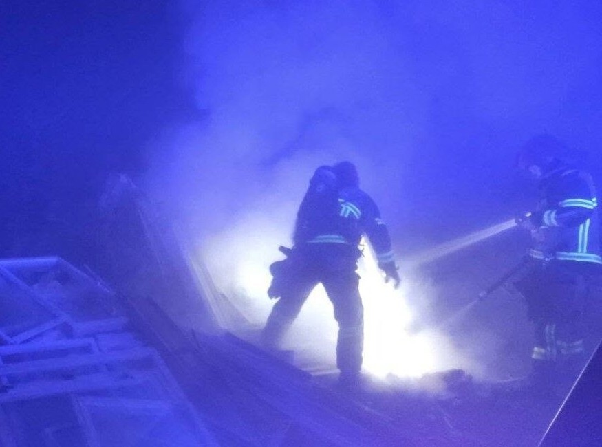 Gorjela je plastična i drvena stolarija na Pazinskom potoku (Foto: Facebook/Grad Pazin)