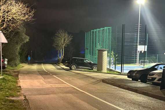 Jurio Vinkuranom i zabio se u stablo! Dvojica ozlijeđenih