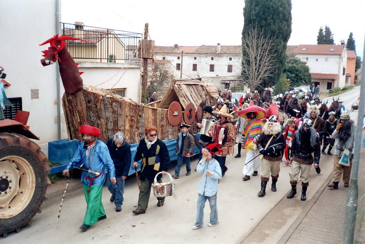 Seljanske maškare 2007. godine (foto: Valter Krizmanić)