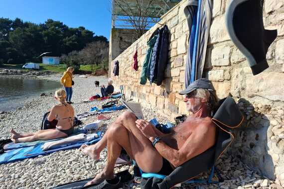 ČISTI ANTIDEPRESIV ‘Nema gužvi, more liječi tijelo i psihu. Sve mi je od plivanja prošlo!’