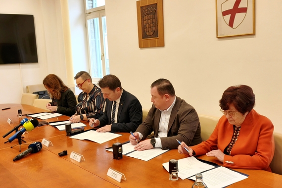 Potpisano pismo namjere za proširenje Talijanske osnovne škole Bernardo Benussi