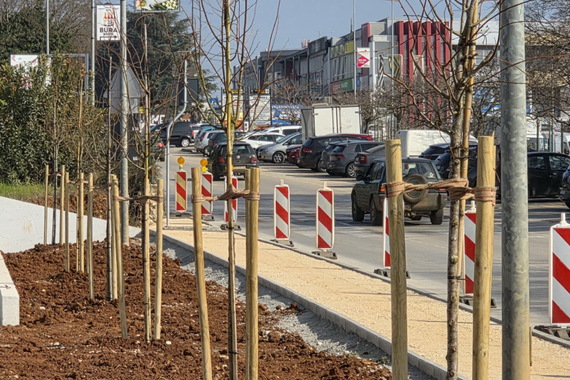Nove stablašice uz prometnice u zoni Facinka
