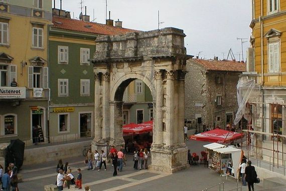 Grad postao obveznik PDV-a pa gradski prostori poskupjeli 25%