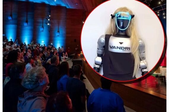 Šarmirala Plenkija, a sad dolazi voditi zabavu u Pazin. Evo kako robotica Tonka poziva publiku na koncert