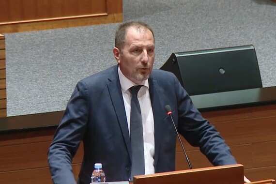 Paus upozorio na nepravedan položaj pomoćnika u nastavi –  neujednačene plaće i nesigurni ugovori