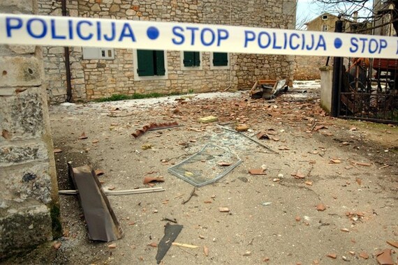 Dok je nadzirao radove na gradilištu pao s visine od četiri metra i teško se ozlijedio