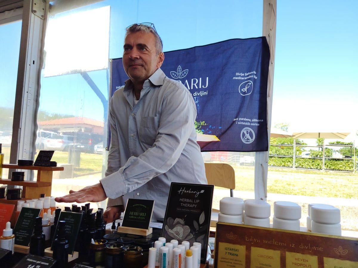 Ozren Milisavljević na Festivalu samoniklog bilja u Kršanu (Fotogalerija: Igor Radić)