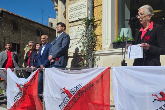 Uz 'Internacionalu' i 'Bellu ciao' na Portarati položeni vijenci za pale radnike i obilježen Praznik rada