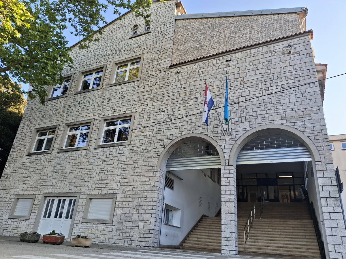 Gospodarska škola Buje