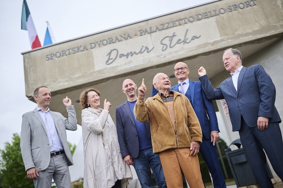 Sportska dvorana u Umagu od danas nosi ime Damira Steke