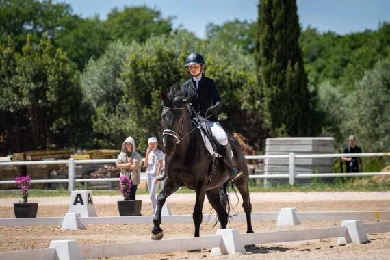 Elegancija i adrenalin u sedlu: Medulin i Barban otvorili sezonu Istra kupa 2026.