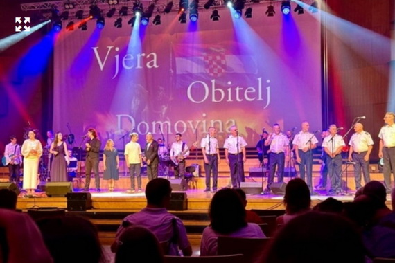 Svaki posjetitelj dobit će tiskanu reprodukciju slike kao trajnu uspomenu na koncert