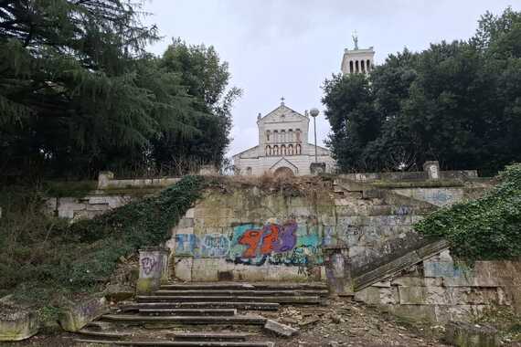 Dok krene obnova, stuba Mornaričke crkve više neće biti