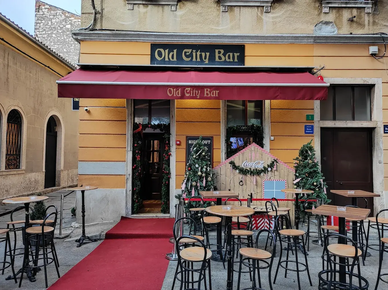 Jučer se veslalo ispred Old Cityja
