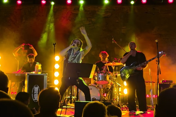 Kaštel krcat za Gorana Bareta i Majke: Pula pjevala uz bezvremenske rock klasike
