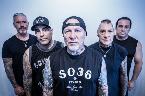 BEZ KAŠNJENJA, MOLIMO Večeras u Rojcu nastupaju američke hardcore legende. Program počinje već od 19 sati