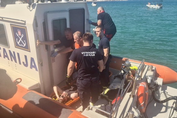  Mladi turist teško stradao skačući s kanjona na Fratarskom. Zbrinut u bolnici