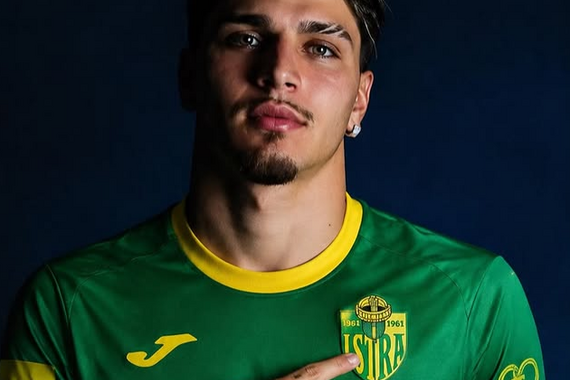 Na Drosinu stigao Brazilac. Ima vrlo zanimljiv životopis