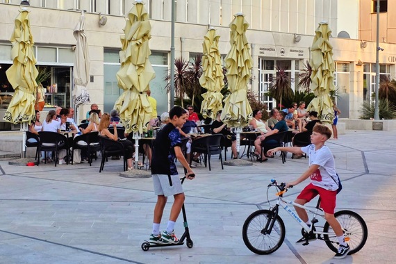 Kad sjedneš na kavu i kolač i uopće ne razmišljaš koliko će te to koštati. A onda... 