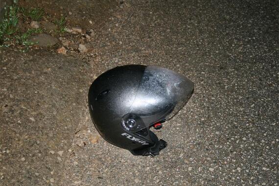 Na cesti kod Grožnjana pronađena motociklistička kaciga i dijelovi motocikla, a gdje je vozač?