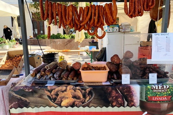 Dođite i uživajte u slavonskim delicijama od ponedjeljka do nedjelje!