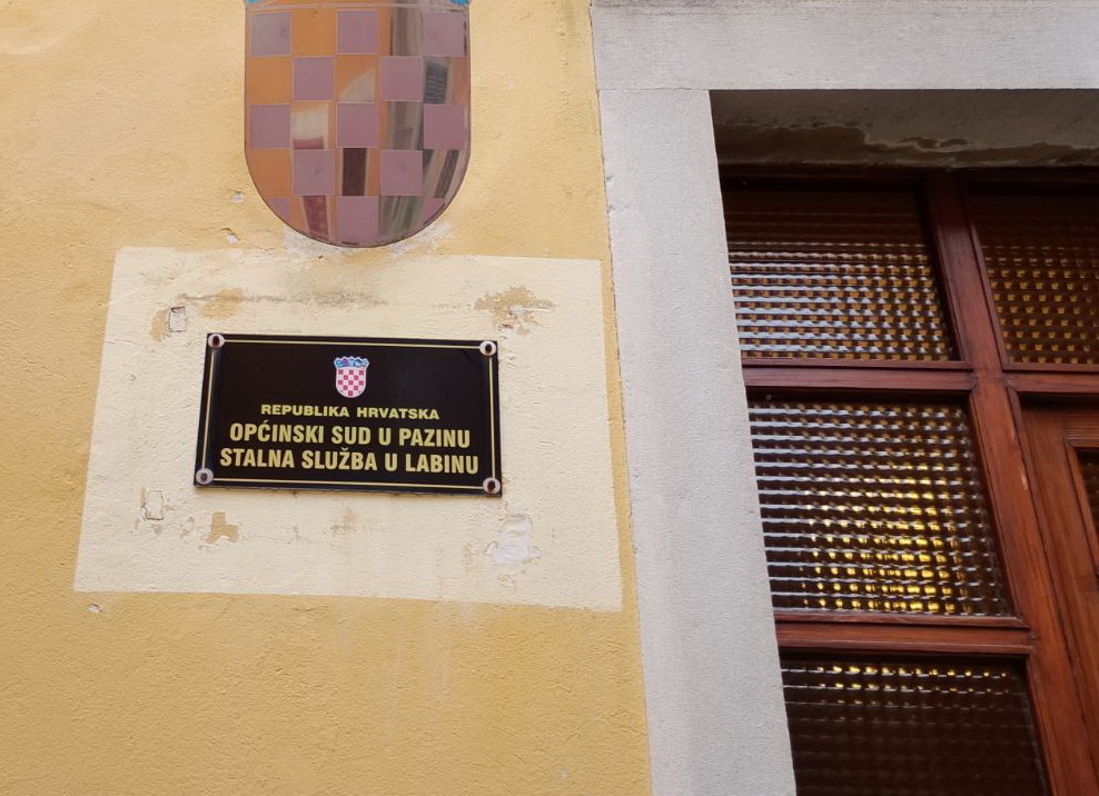 Labinska služba Općinskog suda u Pazinu (foto: Robi Selan)