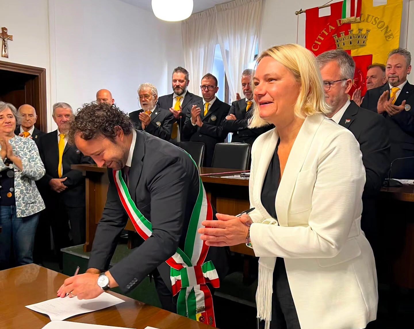 Massimo Morstabilini i Suzana Jašić (Foto: Grad Pazin)