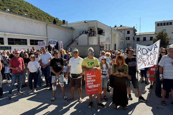 Pokrenula se i županijska komisija za kvalitetu zraka: evo što traže od Holcima, a što od inspektorata. Dali im i rok