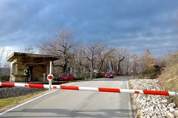 HŽ želi zatvoriti četiri pružna prijelaza u Istri, ali Grad se usprotivio: 'Ne damo ih, oni nam život znače!'