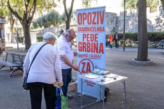 U Puli počelo prikupljanje potpisa za opoziv Peđe Grbina