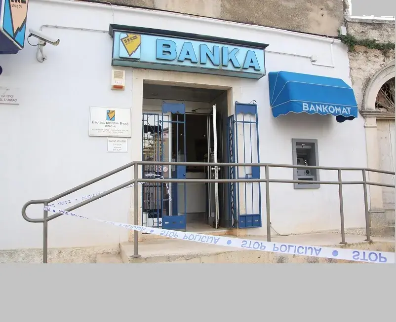 Ista banka u Višnjanu opljačkana čak tri puta, a policija nam je otkrila još nevjerojatniji podatak