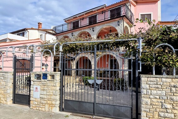 "Možemo li doći na kavu?" Gosti se u Fažanu vraćaju i kad prođe sezona kupanja