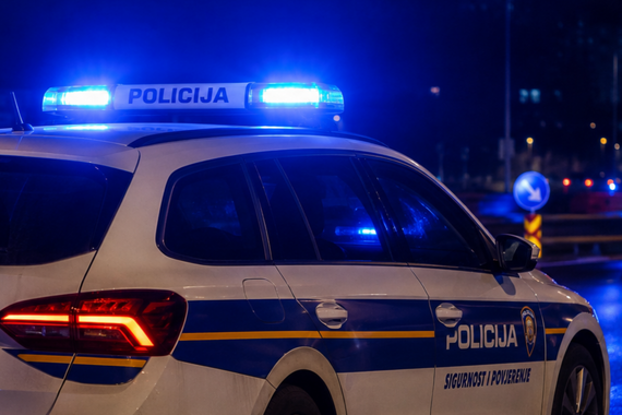 ADIO PAMETI: Policajac mu je dao znak da stane, a vozač jurnuo ravno prema njemu...