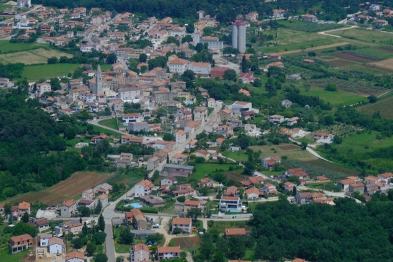 U banku u Višnjanu upao s pištoljem i jastučnicom. Sada se zna koliko je odnio