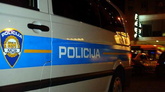 Opljačkan market u Marčani: Razbojnik pobjegao s dnevnim utrškom