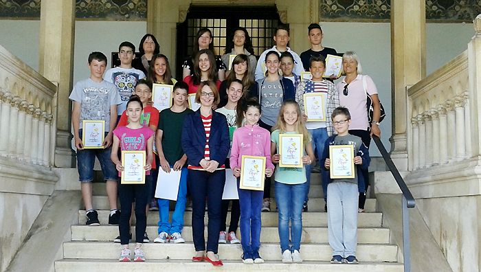Dogradonačelnica je održala prijem za uspješne osmoškolce u Velikoj vijećnici gradske uprave 
