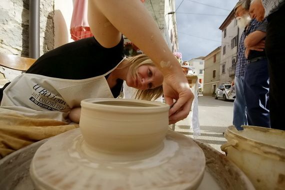 U Brtonigli održana manifestacija U bojama tradicije 