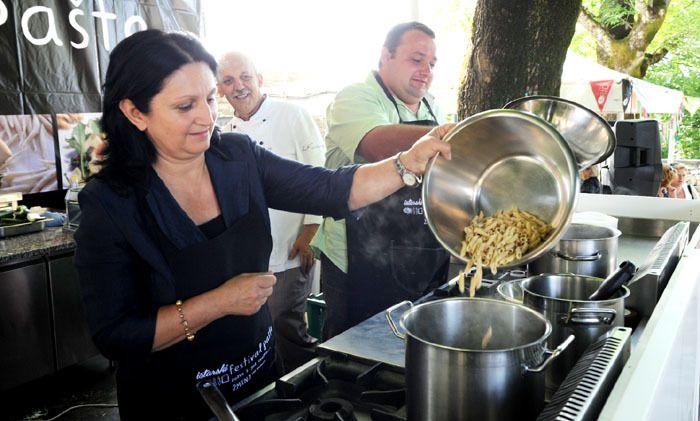 Zamjenica župana Giuseppina Rajko i načelnik Općine Žminj Marko Krizman