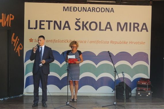 Župan Flego na predstavljanju Ljetne škola mira u Savudriji