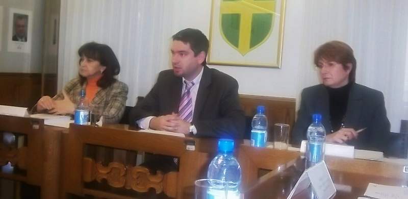 Gradonačelnik Boris Miletić na konferenciji za novinare