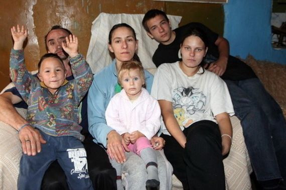 "Ne tražimo novac. Trebamo hranu jer su nam djeca gladna"