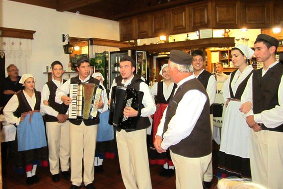 KUD Rakalj u Sloveniji: Večer istarske tradicije u Logarskoj dolini