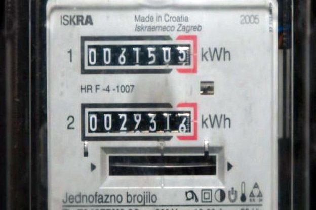 Buje: Elektroistra mu isključila struju, pa si sam uključio glavni prekidač