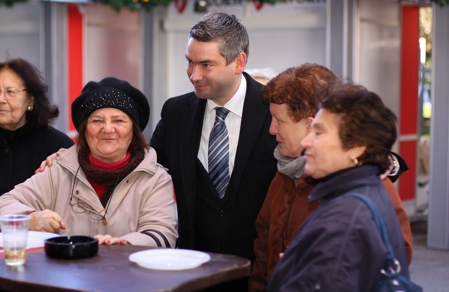 Pulski gradonačelnik s građanima na Karolini
