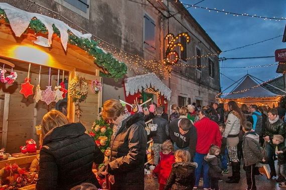 U Kući Djeda Mraza u Kašteliru proslavljena Dječja Nova godina