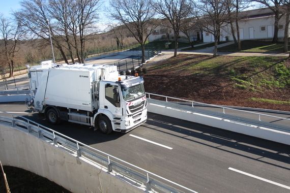 Usluga Poreč nabavila dva nova vozila za sakupljanje otpada