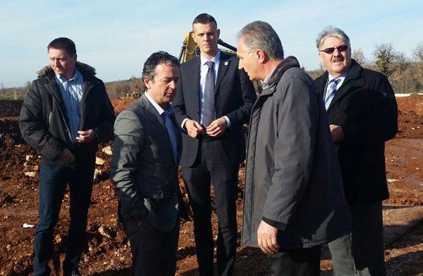 Istarski župan Valter Flego i njegovi suradnici upoznali su se s općinskim razvojnim programima i projektima
