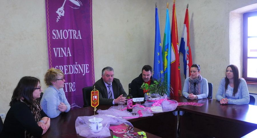 Laura Širol, Ana Mijandrušić, Ivan Mijandrušić, Damir Baćac, Natali Putinja i Ivana Bertedić
