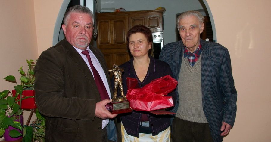Načelnik općine Ivan Mijandrušić, susjeda Mirjana Brljafa i Leopold Poldo Gojtanić